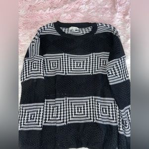 Black White Box Design Throw On Sweater